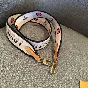 ❌SOLD❌Louis Vuitton strap
